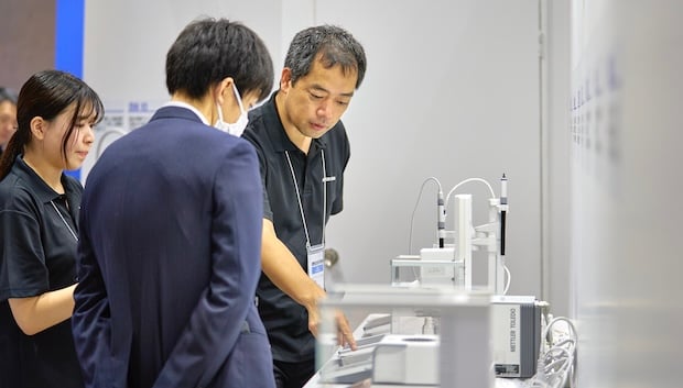 product demo at Hi Japan