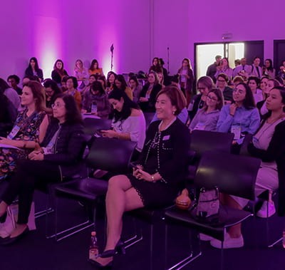 Crowd during women's networking breakfast at Fi South America