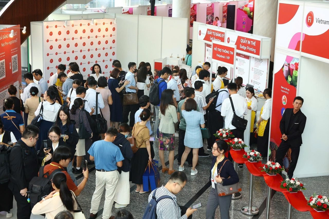exhibitor booth at Fi Vietnam 